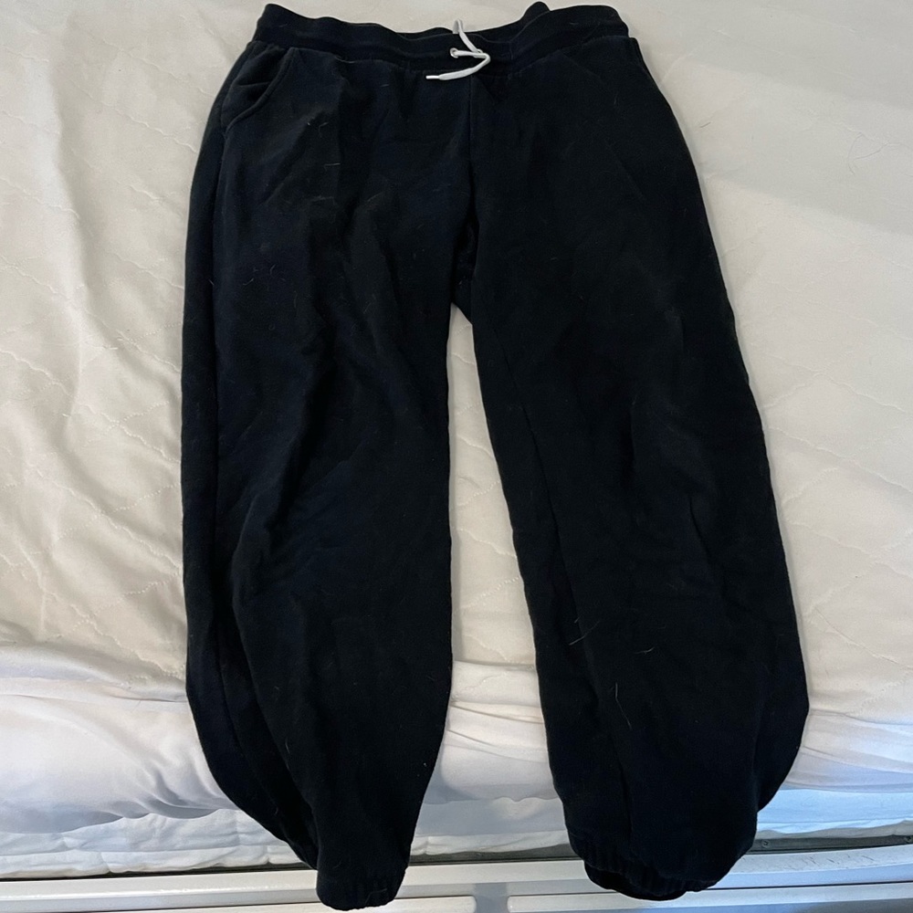 Black sweat pants